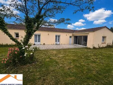 vente maison à mouilleron-le-captif (85000) : à vendre / 91m² mouilleron-le-captif
