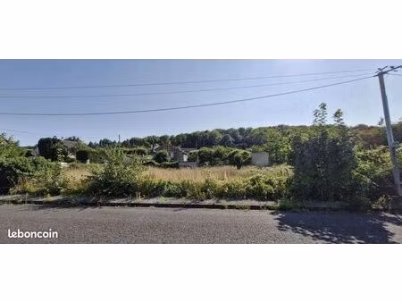 terrain 685 m² esbly
