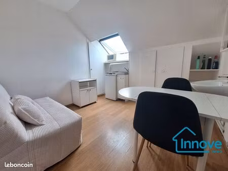 appartement 1 pièce 9 m²