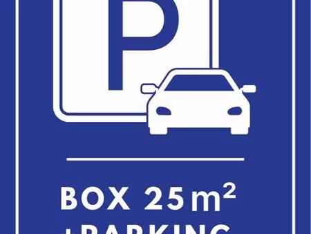 box 25 m2 + parking gare à pieds