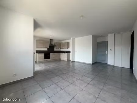 appartement 4 pieces + gge + cave