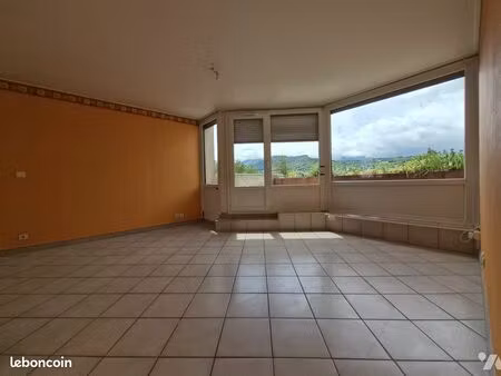 appartement 3 pièces 75 m²