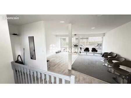 local commercial