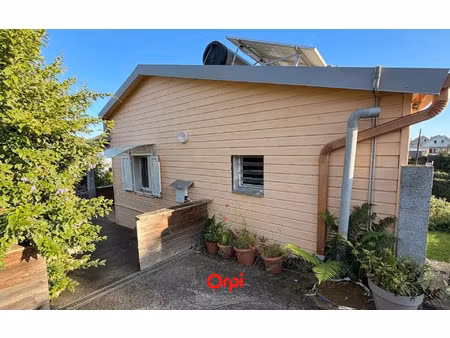 maison saint-paul 113 m² t-5 à vendre  330 000 €