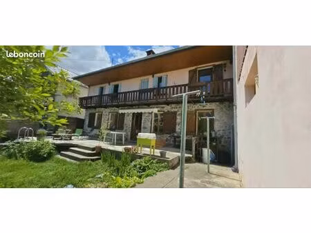 maison de village 5 pièces 118 m²