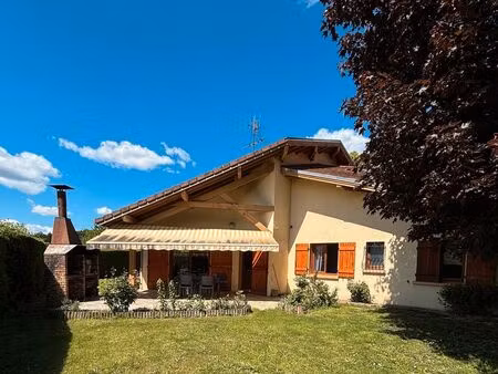 maison familiale avec jardin