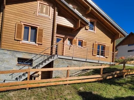 chalet recent au cœur du village et proche des pistes