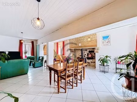 longère 5 pièces 171 m²