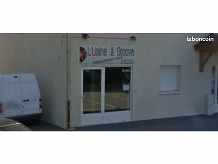 à louer – local commercial / professionnel avec vitrine – 50 m²