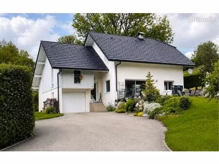 maison 6 pièces 134 m²