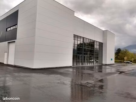 local commercial 576 m²
