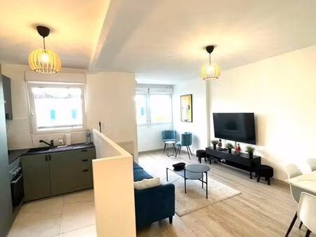 3 pièces lumineux à 4min du rer + terrasse neuve + parking privé
