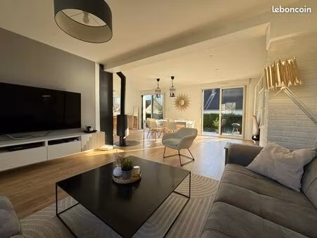 maison rénovée entièrement - grande pièce de vie 52 m2 - jardin plein sud