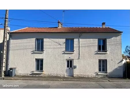 maison de ville à dampmart 77400