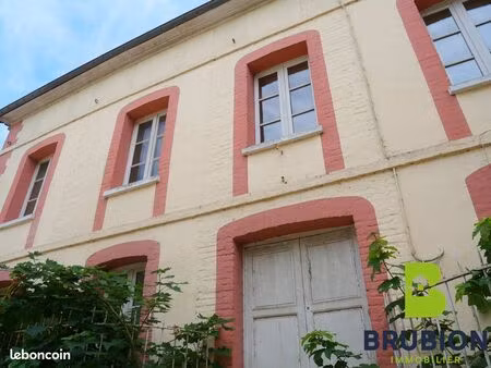immeuble 252 m² montigny