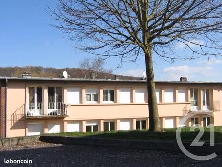 immeuble 319 m² valmont