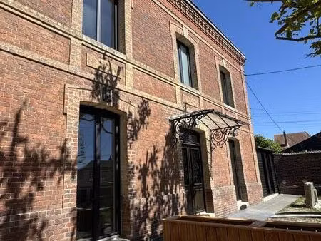 maison 8 pièces 154 m²