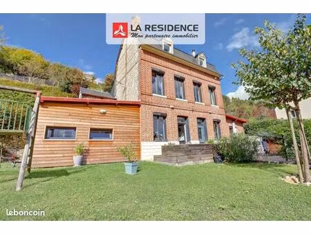 maison 6 pièces 170 m²