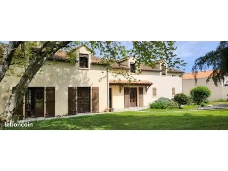 maison familiale de 225m2 - mise au prix du marché