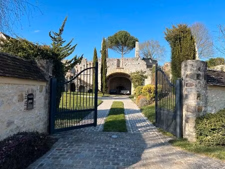 très belle propriété atypique - coup de cœur assuré