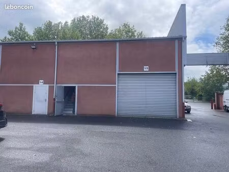 local d’activité / entrepôt 200 m² avec mezzanine