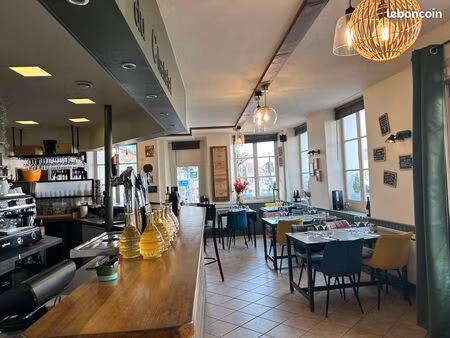 restaurant bar licence 4