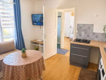 t2 meublé lumineux – 30 m² – gare – jardin