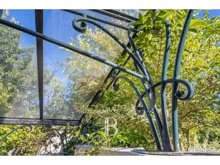 maison 8 pièces 169 m²