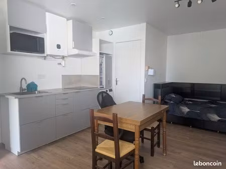 studio lumineux 18 33 m² – guyancourt (quartier calme)