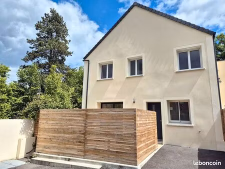 maison 6 pièces 112 m²