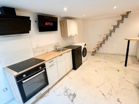 appartement f2 rénovée récemment - fond de cours