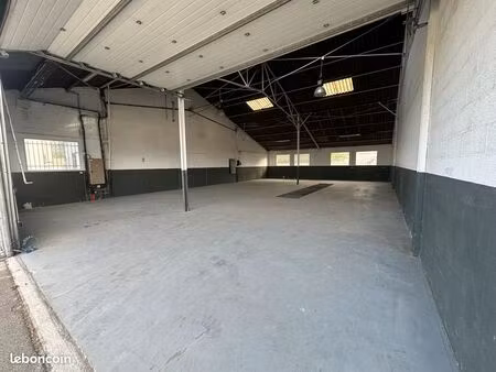 local d'activité commerciale ou artisanale 340m2