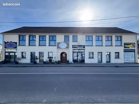 loue local commercial bureau