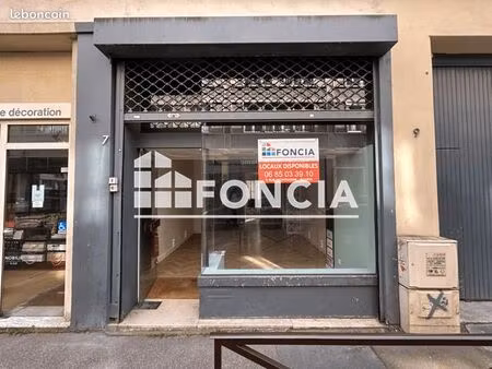 local commercial 32 m²