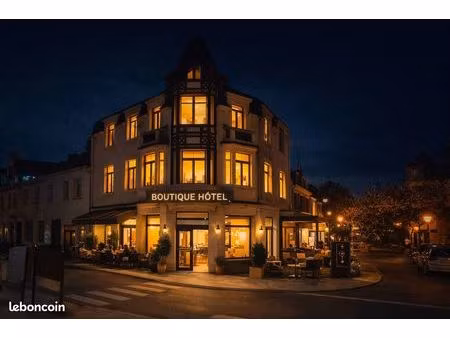 magasin d'angle plein centre mairie de péronne