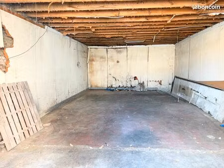 grand garage / stockage castelsarrasin 52m2 – eau + électricité