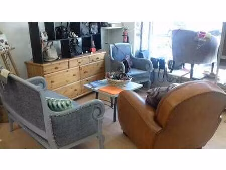 vente bureaux et commerces à fougères (35300) : à vendre / 77m² fougères