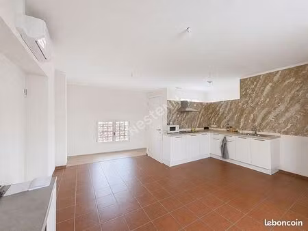 appartement 3 pièces 74 m²