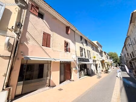 local commercial 118 m² pertuis