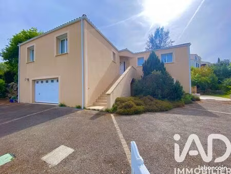 propriété 8 pièces 204 m²