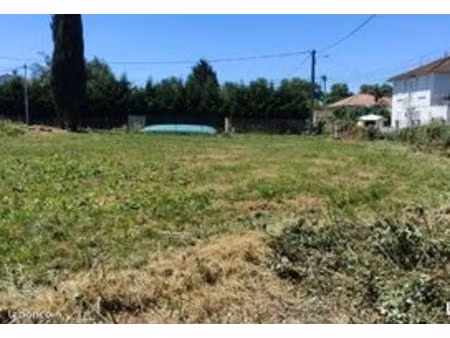 terrain viabilisé 1130m2 castelsarrasin
