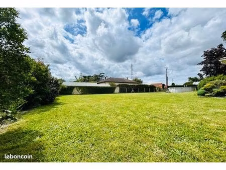 terrain clôturé à bas pays proche hippodrome 520 m2