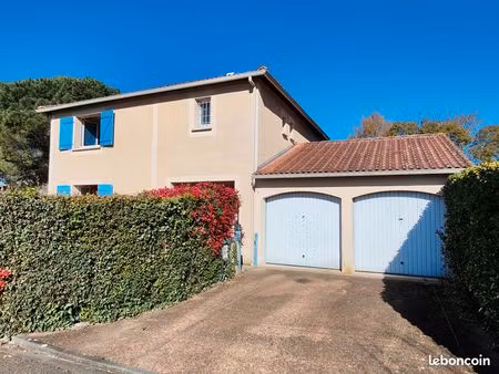 maison 7 pièces 130 m²