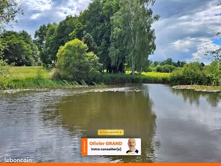 terrain 24 559 m² saint gence