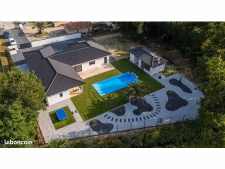 villa 5 pièces 171 m²