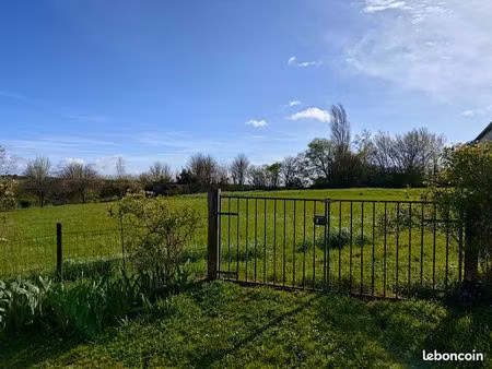terrain constructible – les minaudières  coussay-les-bois