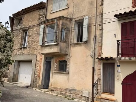 maison de village lumineuse