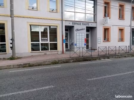 cabinet médical / paramédical à partager