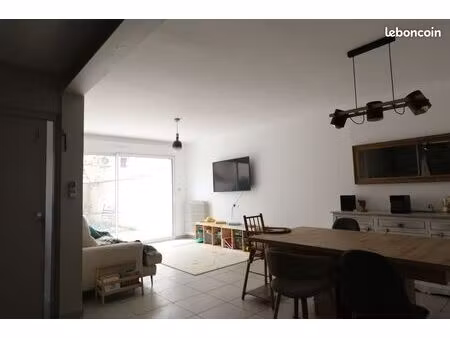 maison familiale montfavet