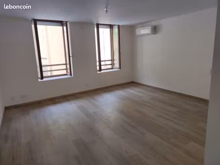 tenay centre t1 de 37 m²